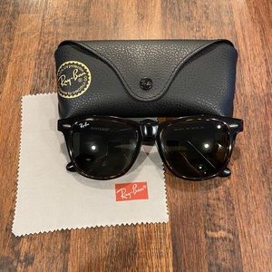 Women’s Ray Ban 2140-F Sunglasses